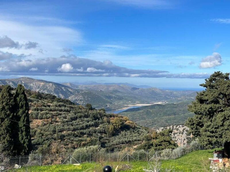 Heraklion: Private Zeus Cave, Winery, Lunch, Knossos Palace - Exploring the Highlights in Detail
