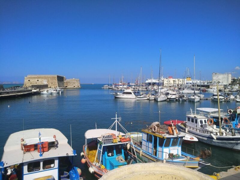 Heraklion: Walking city tour & Wine tasting - Authenticity and Expert Guidance