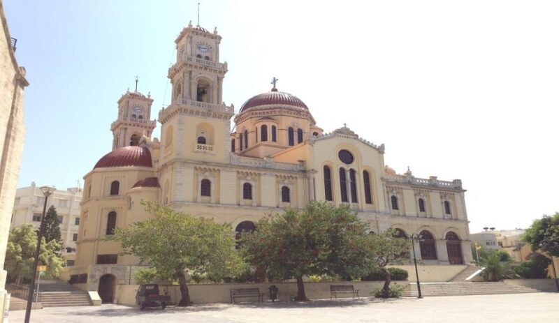 Heraklion: Walking Tour with Tasting - Heraklion: Walking Tour with Tasting - A Practical and Authentic Look
