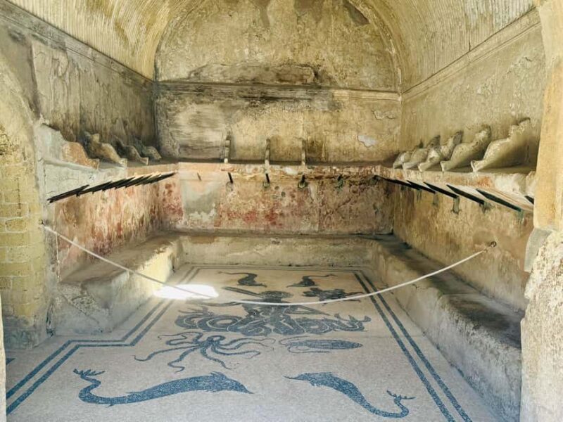 Herculaneum: experience with an archaeologist in a small group of up to 10 people - Analyzing the Value