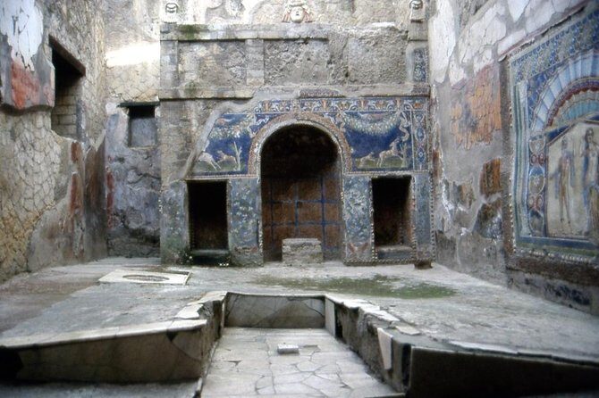 Herculaneum Ruins - Exploring the Herculaneum Ruins with Comfort and Flexibility