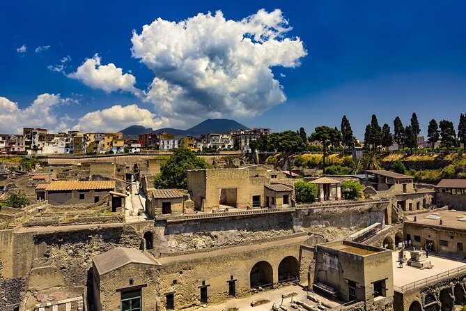 Herculaneum small group tour with an archaeologist - skip the line - An In-Depth Look at the Herculaneum Small Group Tour