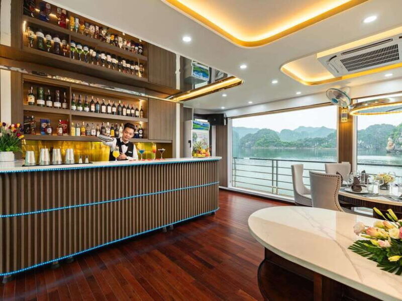 Hercules Ha Long Bay New Cruise From Hanoi With Limousine - What Makes This Tour Stand Out?