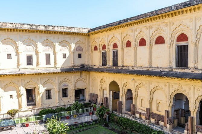 Heritage & Cultural Walk of Jhansi (2 Hours Guided Walking Tour) - Why the Walk Works