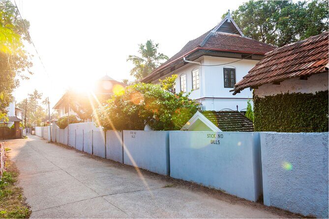 Heritage & Cultural Walk of Kochi (2 Hours Guided Walking Tour) - Who Will Benefit Most?