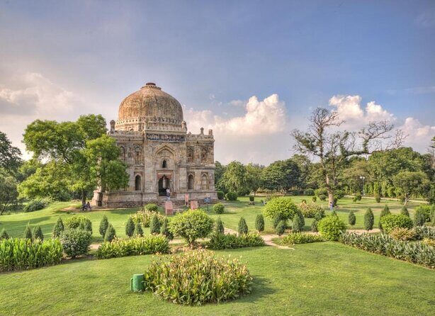 Heritage Delhi Photography Walk (2 Hours Guided Walking Tour with Rickshaw Ride) - A Photographic Journey Through Delhi’s Hidden Corners
