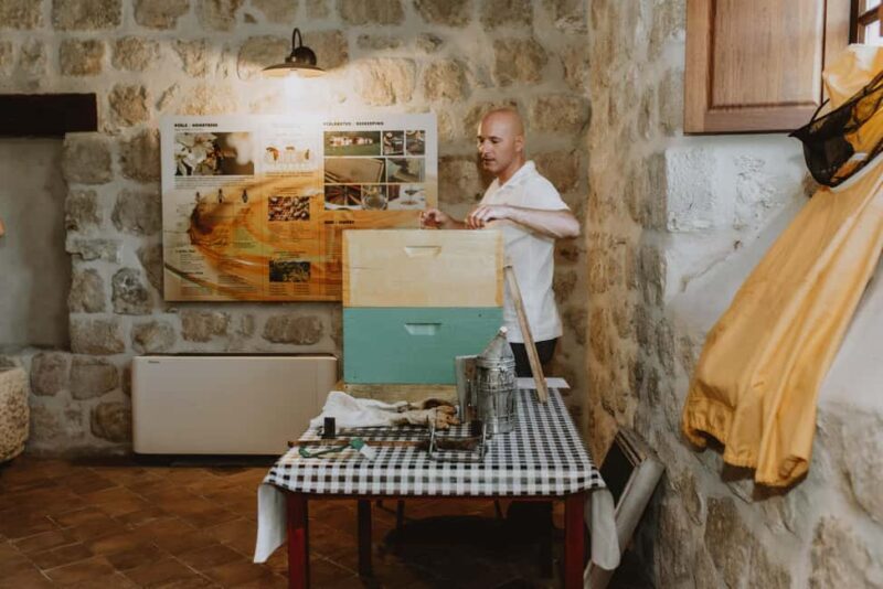 Heritage Tour and Painting Workshop in a Monastery - Who Would Enjoy This Tour?
