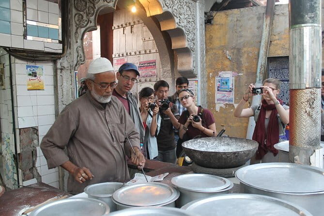 Heritage Walk Through the Old City of Agra - Key Points