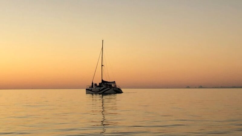 Hervey Bay Champagne Sunset Sail - The Experience in Detail