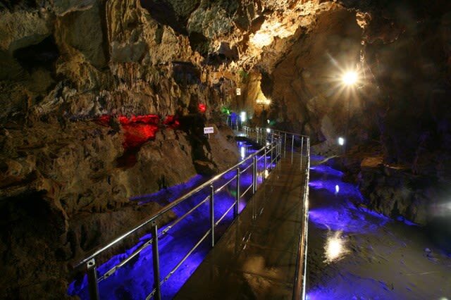 Hida Great Limestone Cave & Ohashi Collection Museum Admission in Takayama - Getting there from Takayama