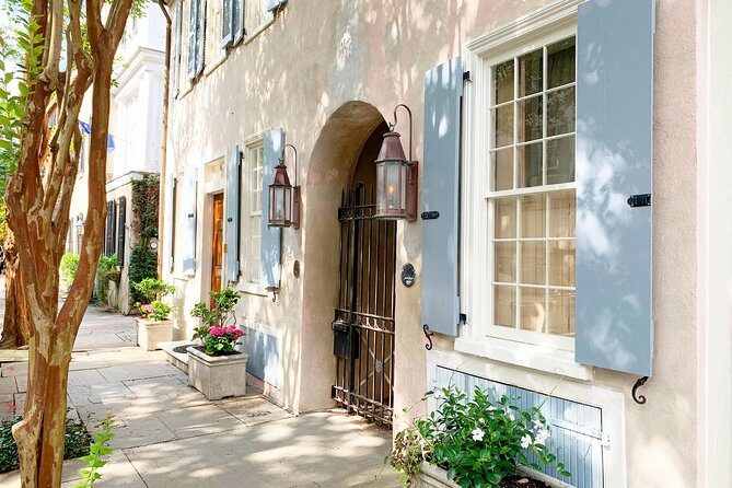 Hidden Alleyways and Historic Sites Small-Group Walking Tour - Who Will Love This Tour?