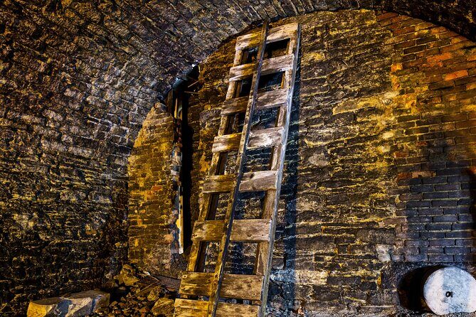 Hidden Brewery Caverns Tour in Cincinnati with Beer Tasting - Key Points