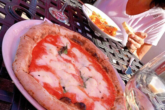 Hidden Gems Foodie Bicycling Tour of Downtown St Petersburg - Discover the Hidden Foodie Gems of Downtown St. Petersburg on Two Wheels