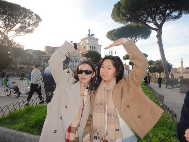 Hidden Rome Tour: Interactive Walking Quest - Exploring the Details of the Hidden Rome Tour