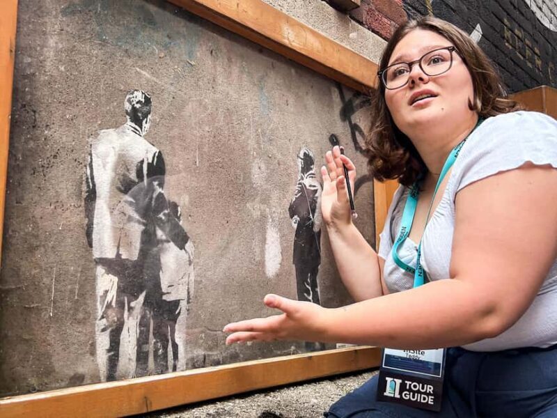 Hidden Toronto City Walking Tour - Who Is This Tour Best For?