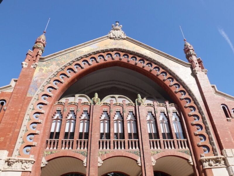 Hidden Valencia: Tour of Eixample, Canovas & Ruzafa - Visiting the Covered Markets: A Feast for the Senses