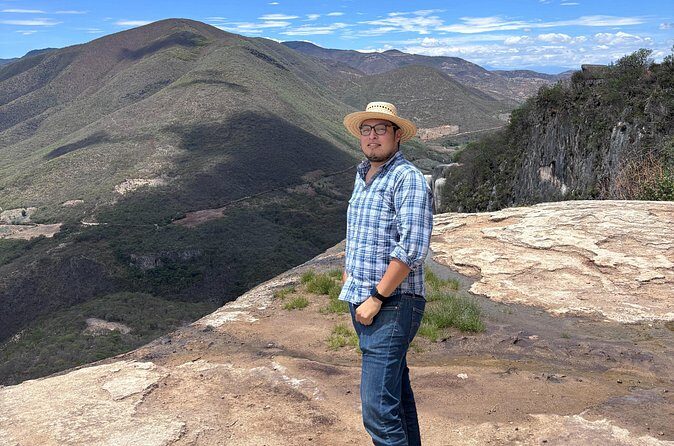 Hierve el Agua and Oaxaca Mezcal and Mole Experience - Who Would Enjoy This Tour?