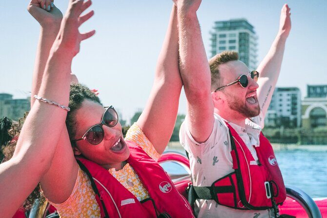 High-Speed Thames River Speedboat in London - Key Points