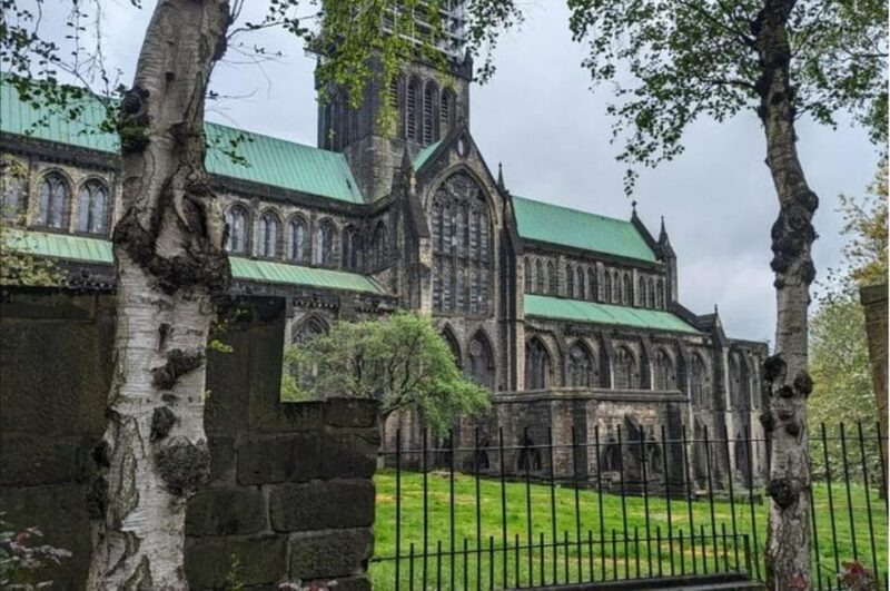 Highland Cows Glasgow Cathedral Kelpies Tour from Edinburgh - Key Points