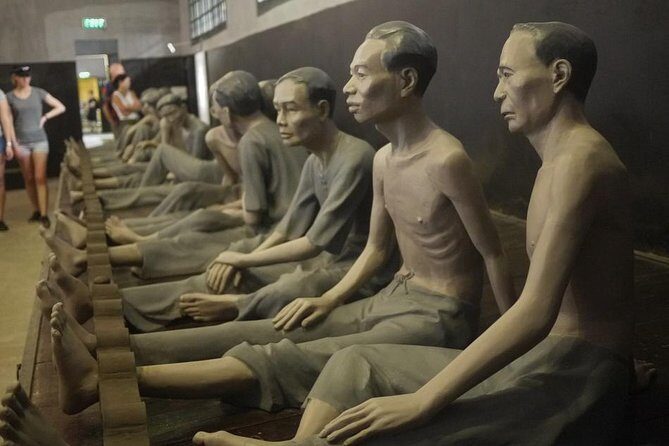 Highlight- Hanoi city tour and Cycle around old quarter - FAQs