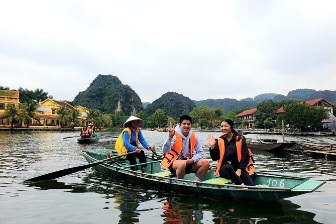 Highlight Ninh Binh Full Day Tour Tam Coc Boat, Mua Cave, Hoa Lu - Key Points