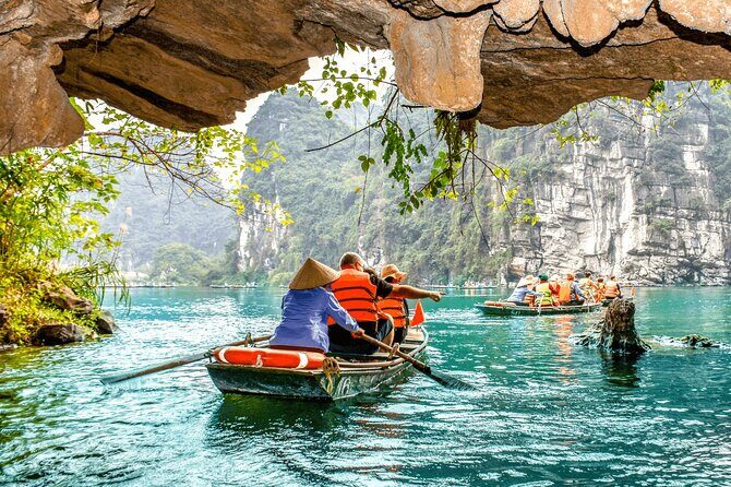 Highlight Ninh Binh Full Day Tour Tam Coc Boat, Mua Cave, Hoa Lu - The Verdict: Who Should Consider This Tour?