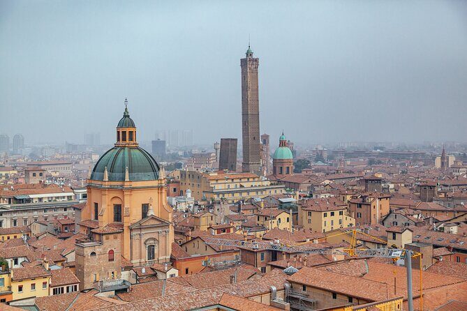 Highlights & Hidden Gems With Locals: Best of Bologna Private Tour - A Deep Dive into the Bologna Experience