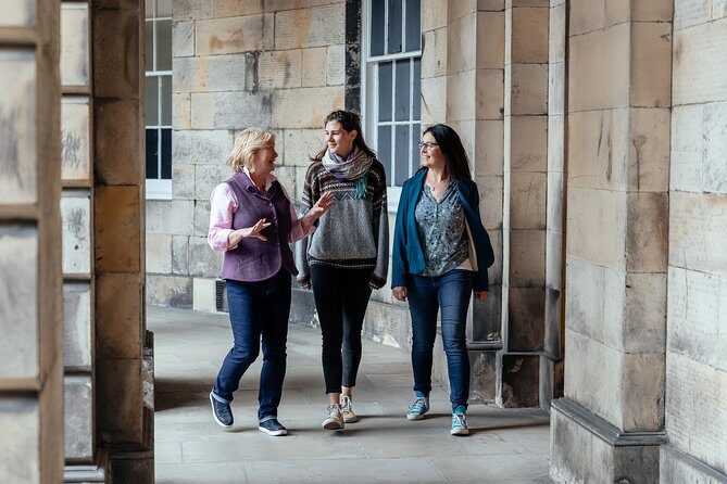Highlights & Hidden Gems With Locals: Best of Edinburgh Private Tour - In-Depth Review of the Best of Edinburgh Private Tour