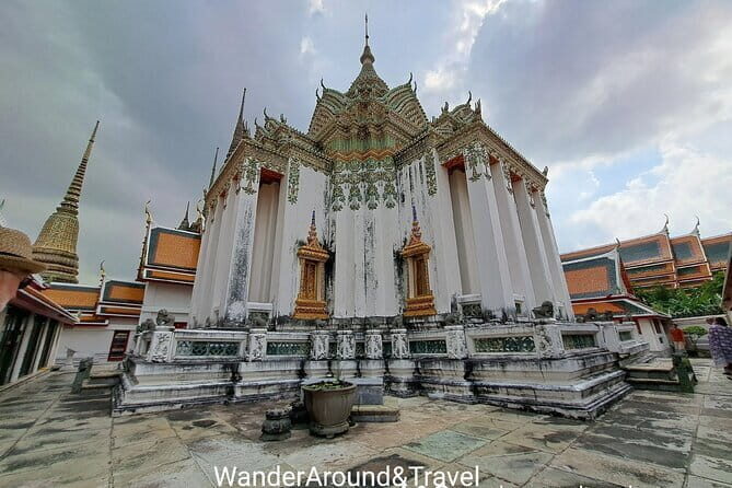 Highlights of Bangkok - Exploring Bangkok’s Top Highlights by Private Boat and Guided Tour