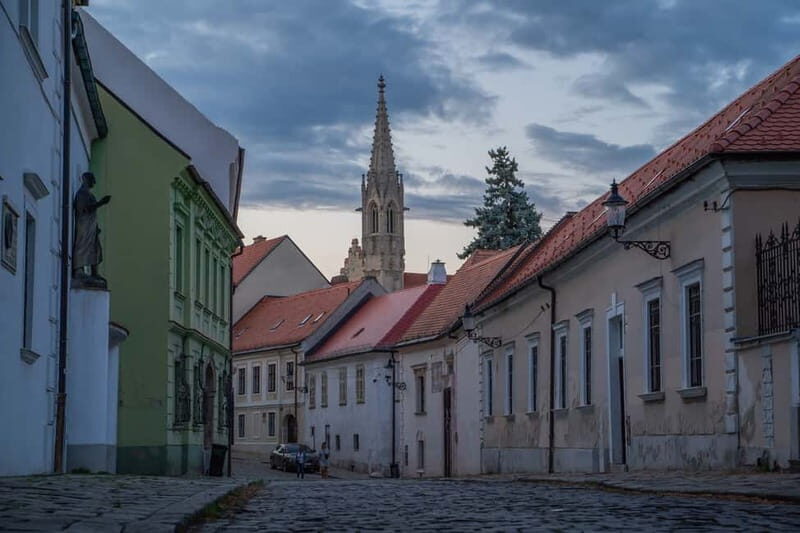 Highlights of Bratislava - Old Town with Castle private tour - What makes this tour special?