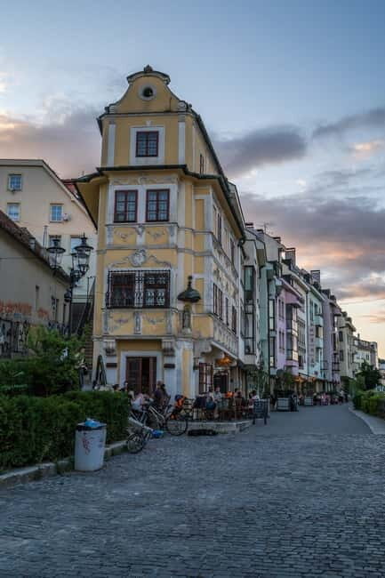 Highlights of Bratislava - Old Town with Castle private tour - FAQ