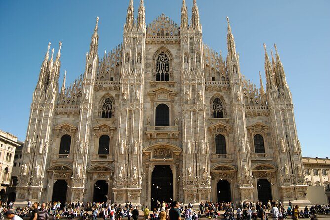 Highlights of Milano Private Walking Tour: Duomo, Castle & Gelato - Frequently Asked Questions