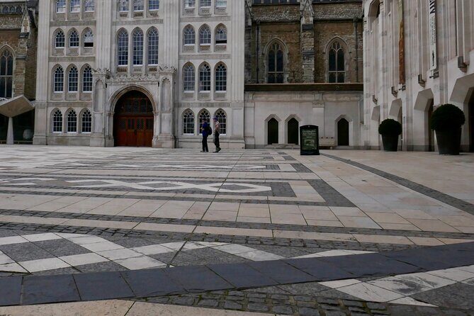 Highlights of Old London Town: Walking Tour of the Square Mile - FAQ