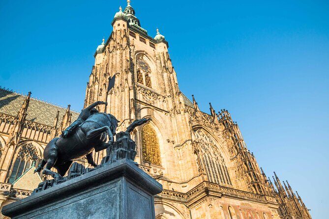 Highlights of Prague with a Funny and Local Guide - Key Points