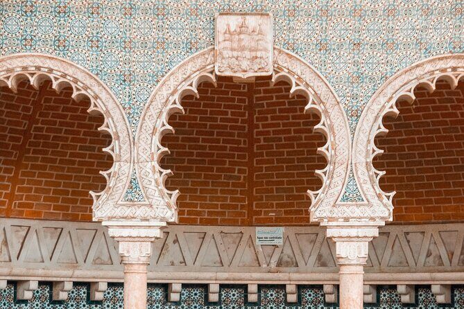 Highlights of Sintra & Lisbon, private experience (day-tour) - FAQ