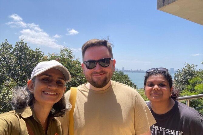 Highlights of South Mumbai Guided Private Tour in AC Vehicle - Key Points