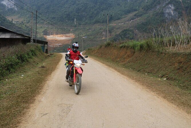 Hight Quality Small Group Easy Rider4 Day 3 Night + Private Room - Who Should Consider This Tour?