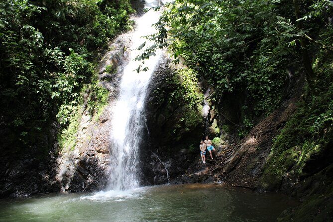 Hike 10 Waterfalls in Jacó - Key Points