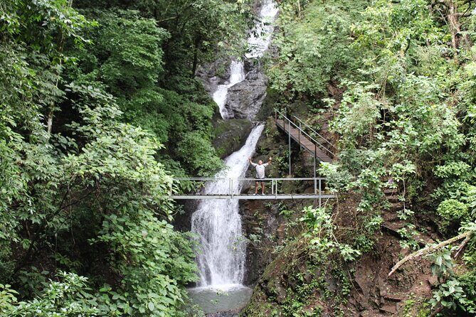 Hike 10 Waterfalls in Jacó - FAQ