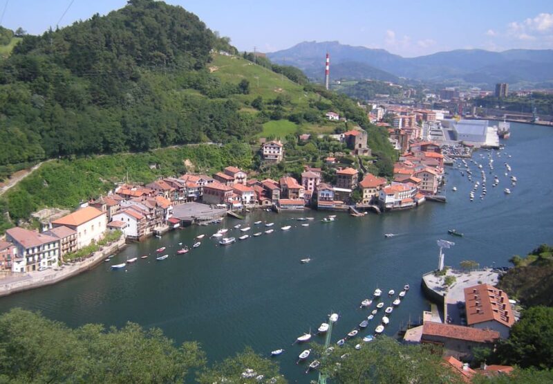 Hike from San Sebastian to San Pedro across St James Way - Key Points