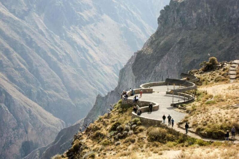 Hike inside the Colca Canyon 2 DAYS with meals in Arequipa - What Makes This Tour Stand Out?