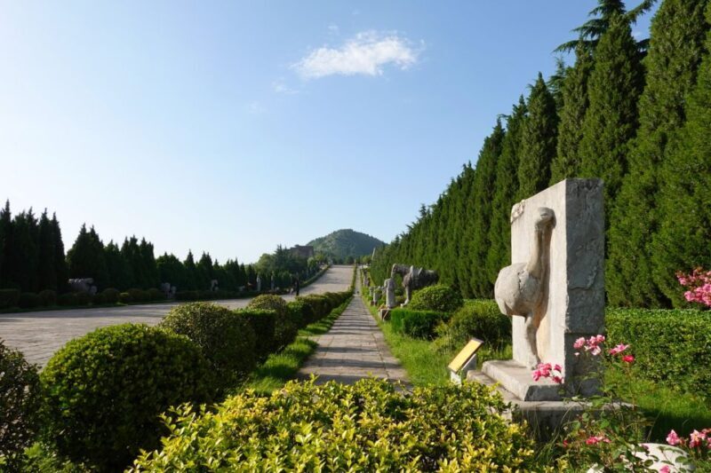 Hike Tang Imperial Tombs: Qianling, Jianling, and Zhaoling - Who Should Consider This Tour?
