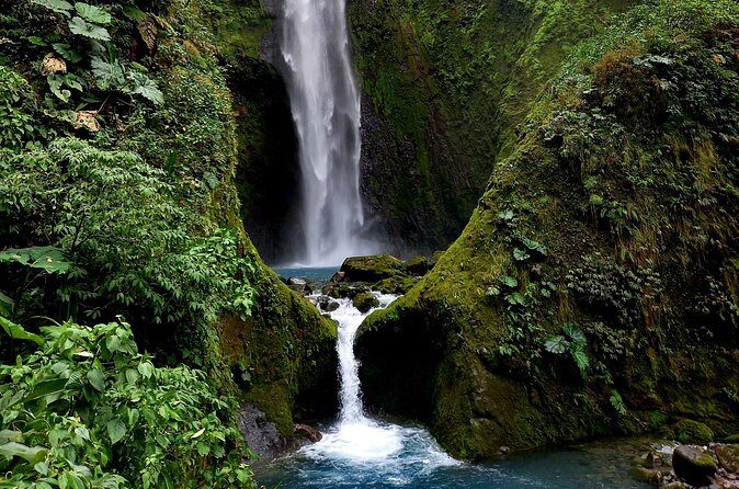 Hike to "Vuelta de Cañón" waterfall at the foot of Poas volcano. - Detailed Breakdown of the Itinerary