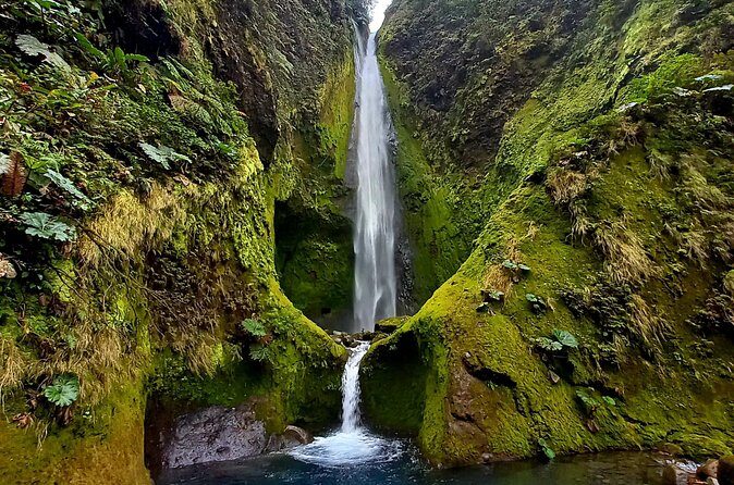 Hike to "Vuelta de Cañón" waterfall at the foot of Poas volcano. - Practical Details and Value