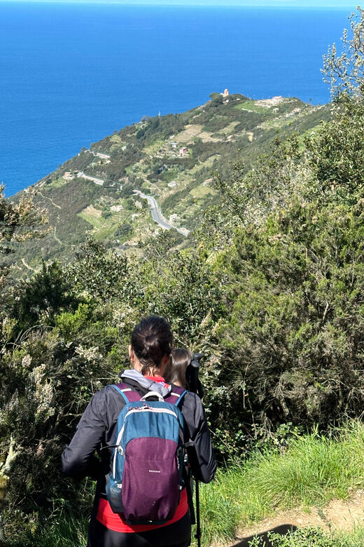 Hiking and wine tasting experience - Frequently Asked Questions