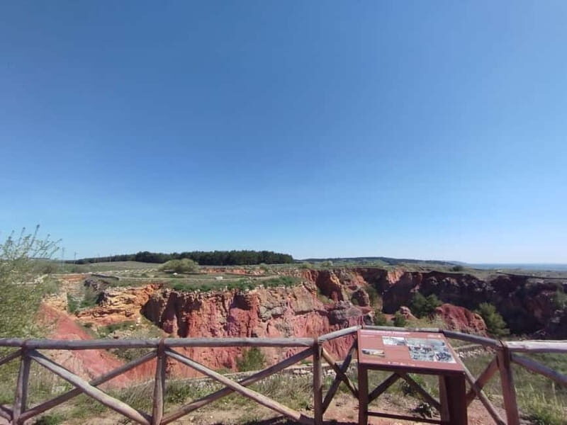 Hiking at the Bauxite Mines in the Alta Murgia National Park - Key Points