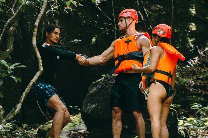 Hiking Experience in Caldera Transportation Included - Who Is This Tour Best For?