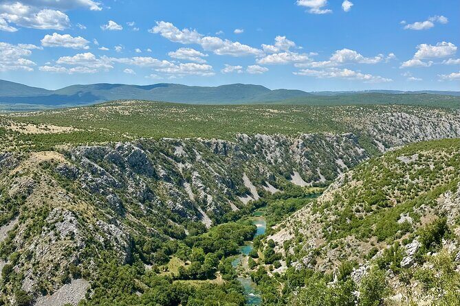 Hiking experience on the Krupa River : incl. transfer & lunch - Key Points