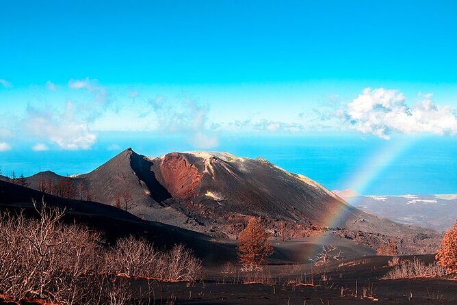 Hiking Route Visit to the New Volcano of La Palma - Hiking Route Visit to the New Volcano of La Palma: A Detailed Review