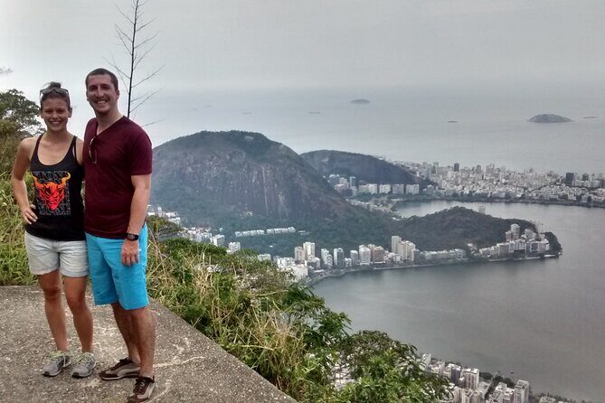 Hiking to Christ the Redeemer A Journey to Rio's Iconic Landmark - Authenticities and Traveler Perspectives